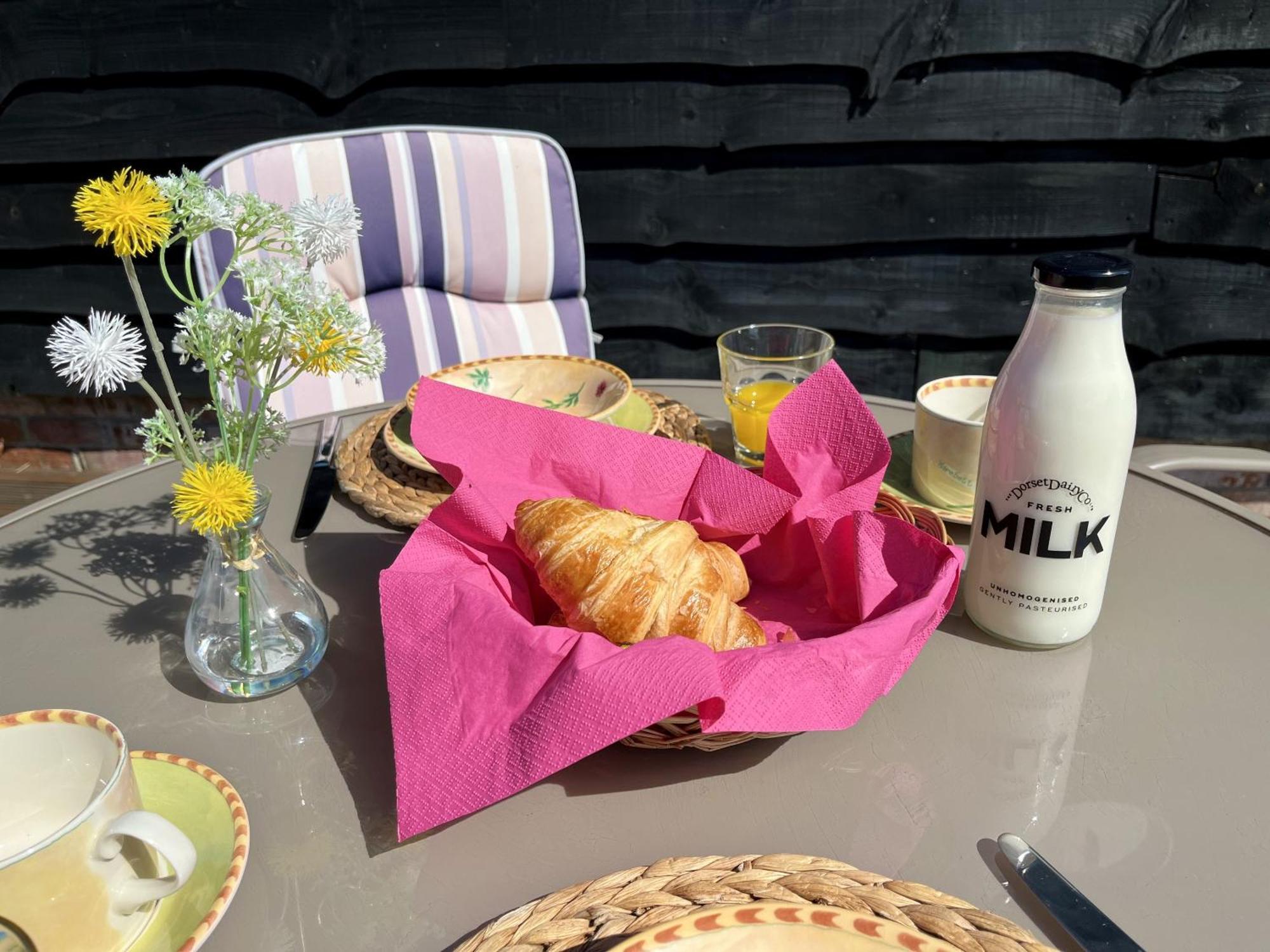 Priors Oak - A Cosy Studio With Countryside Views In Dorset Stalbridge Exterior foto